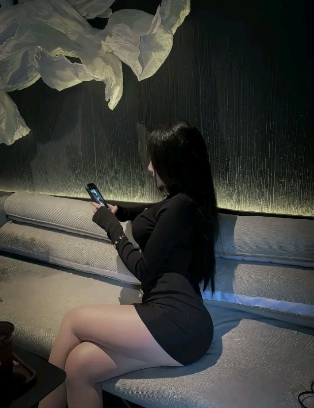 1756557305_0_img.jpeg